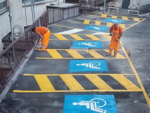 Realizzazione parcheggio disabili